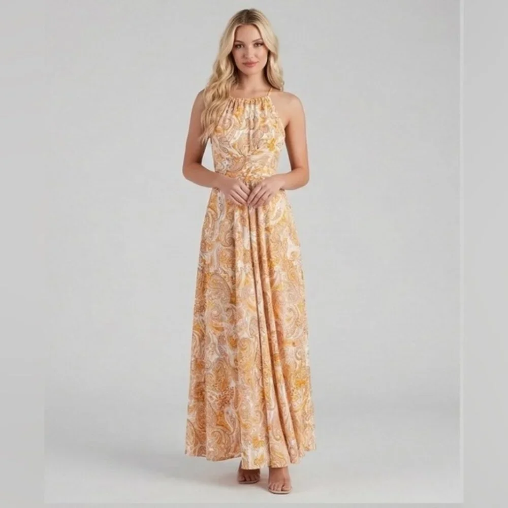 LAST ONE 🔥 Paisley Halter Neck Maxi Dress Yellow - Picture 3 of 9